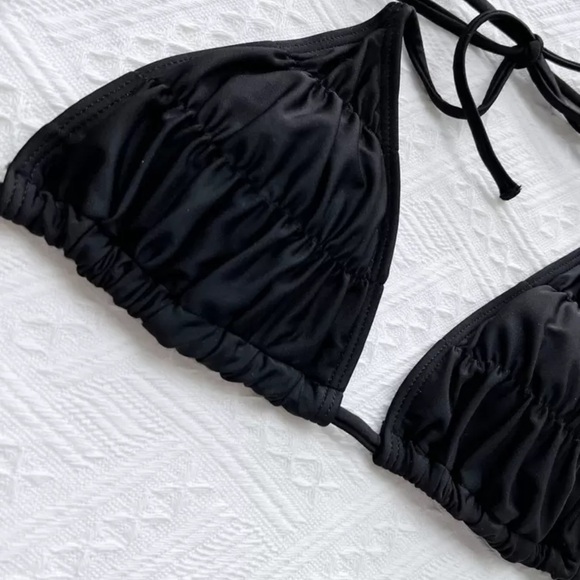 Bikini Set - Picture 3 of 4